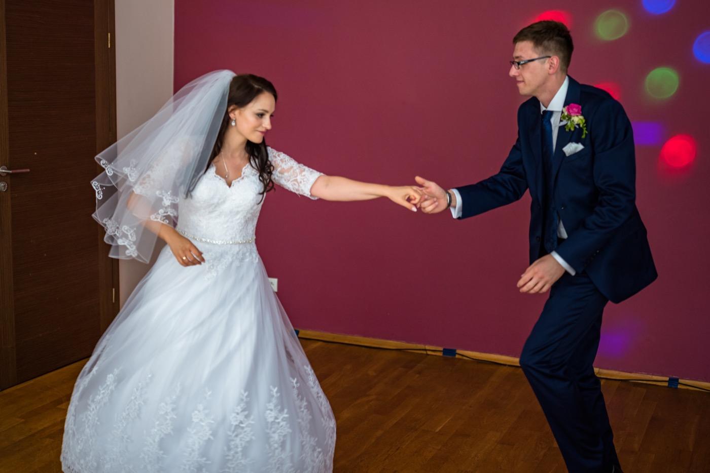 Pierwszy taniec państwa młodych.